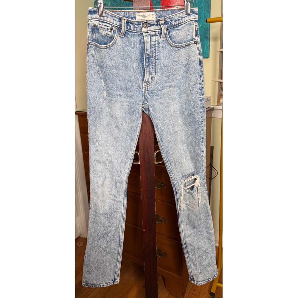 Abercrombie & Fitch The 90's Skinny High Rise Jeans